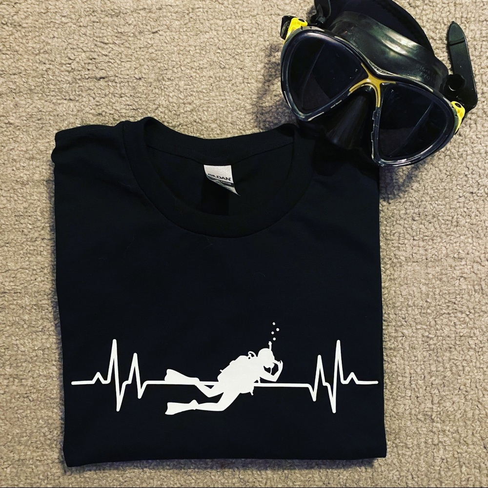 Scuba heartbeat tshirt